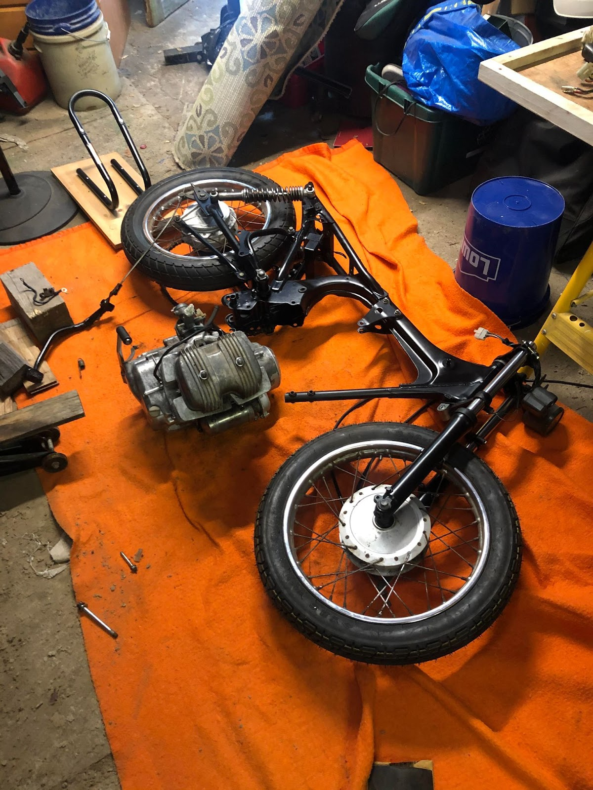 CM200T brake system maintenance